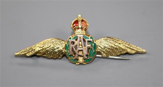 A 9ct and two colour enamel RAF sweethearts brooch, 54mm.